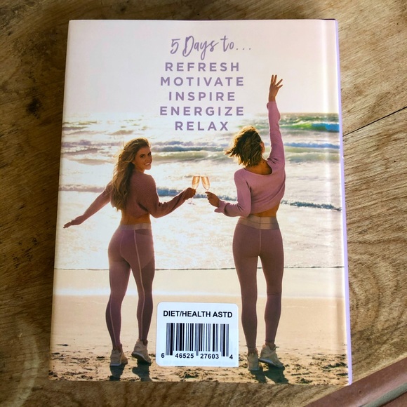 BALANCED & BEAUTIFUL Reset Body Mind Spirit BOOK - Picture 2 of 13